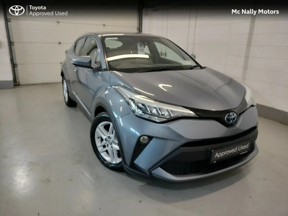 Toyota C-HR 1.8 HYBRID LUNA 4DR AUTO LOW KMS - Image 1