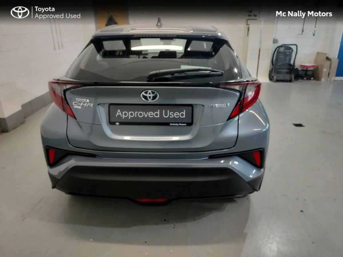 Toyota C-HR 1.8 HYBRID LUNA 4DR AUTO LOW KMS - Image 4