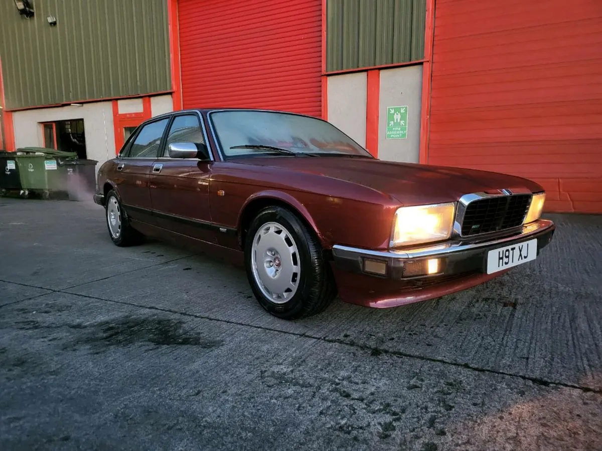 JAGUAR XJR 4 LITRE - Image 1