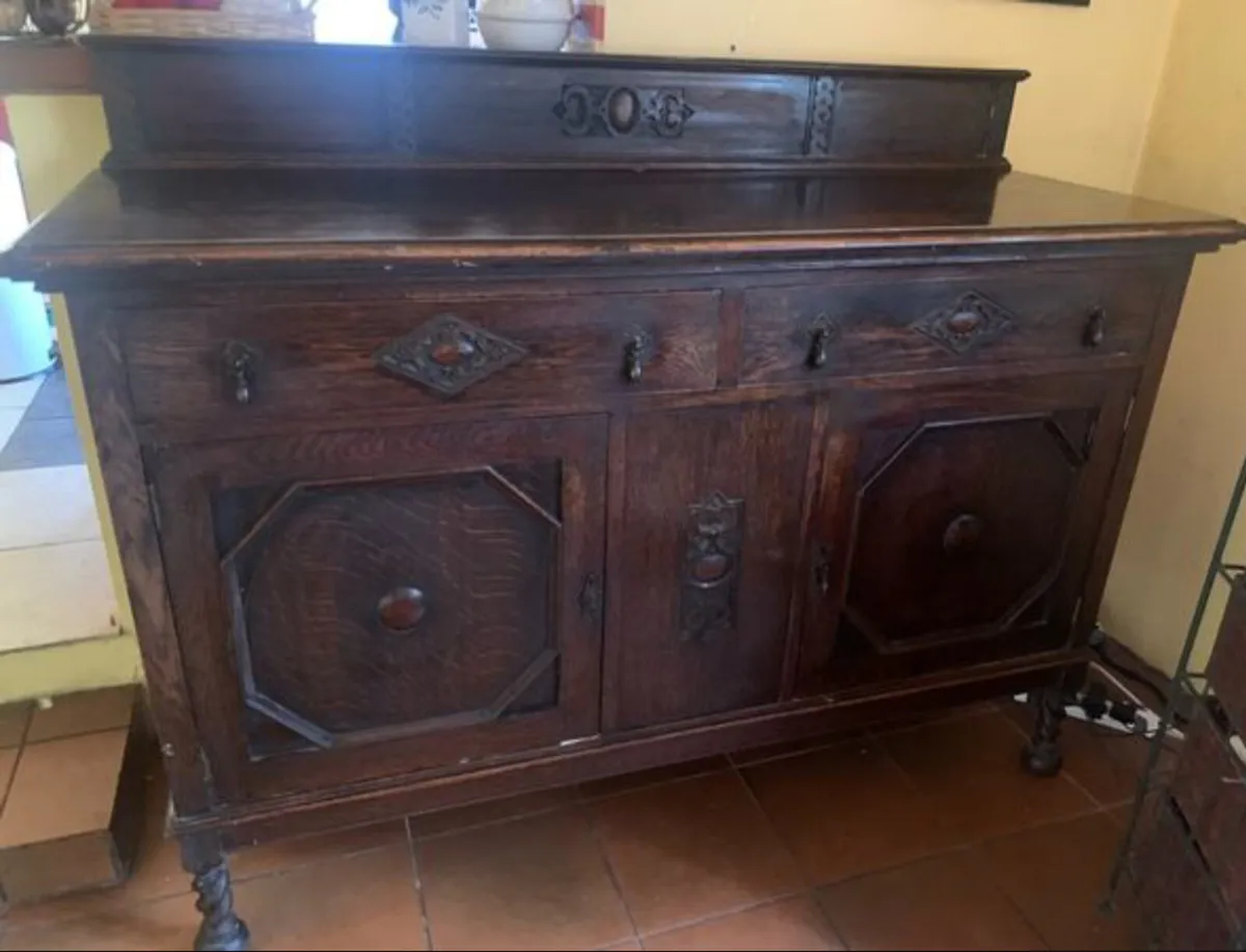 Antique dresser - Image 1