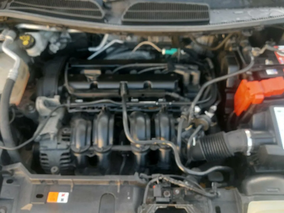 Ford fiesta 1.25 zetec   2009 - Image 4