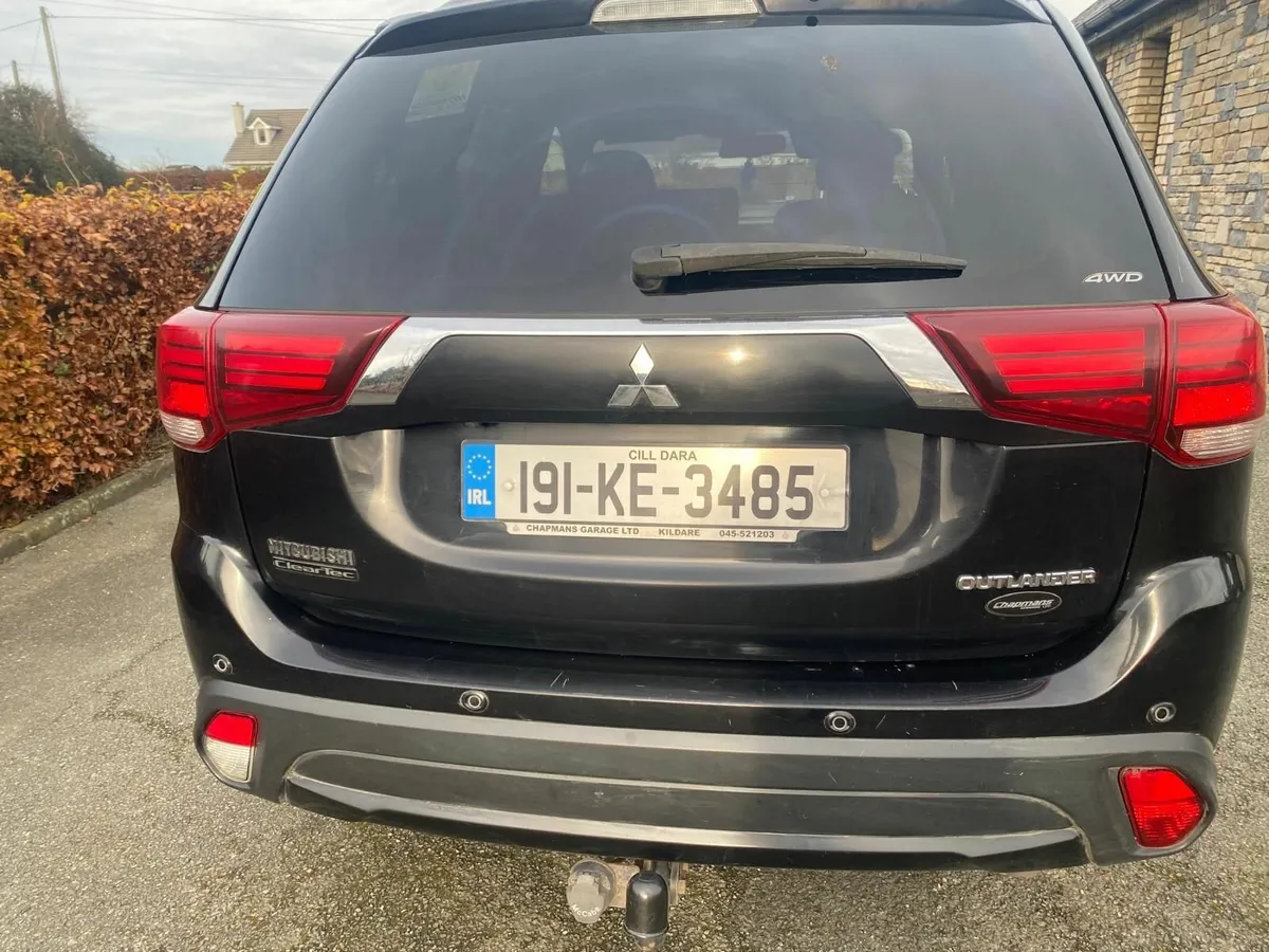 Mitsubishi Outlander 2019 - Image 1