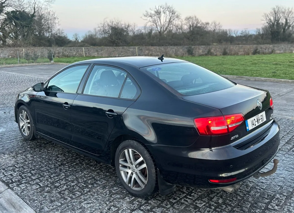 VW Jetta 2.0 Diesel - Image 4