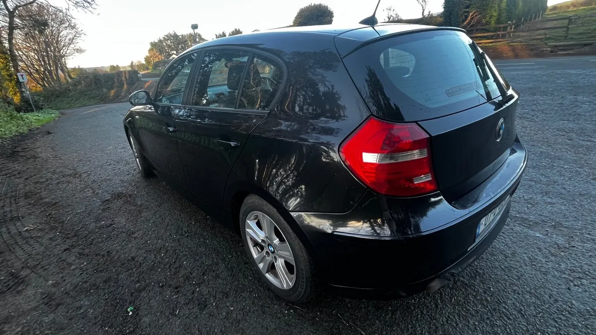 BMW 1-Series 2007 - Image 2