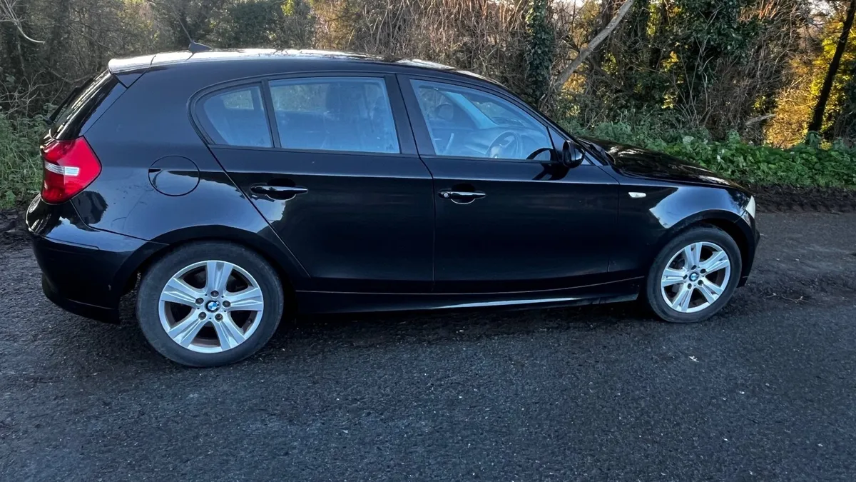 BMW 1-Series 2007 - Image 1