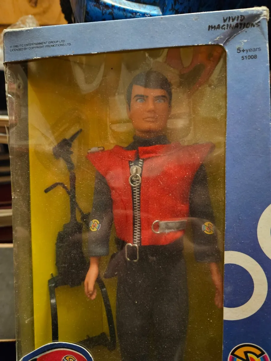 Corgi Vivid Imaginations Captain Scarlet 12" - Image 2