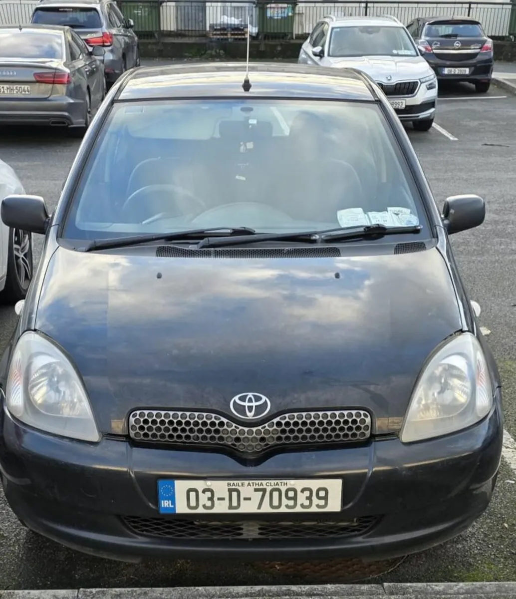 Toyota Yaris 2003 - Image 1