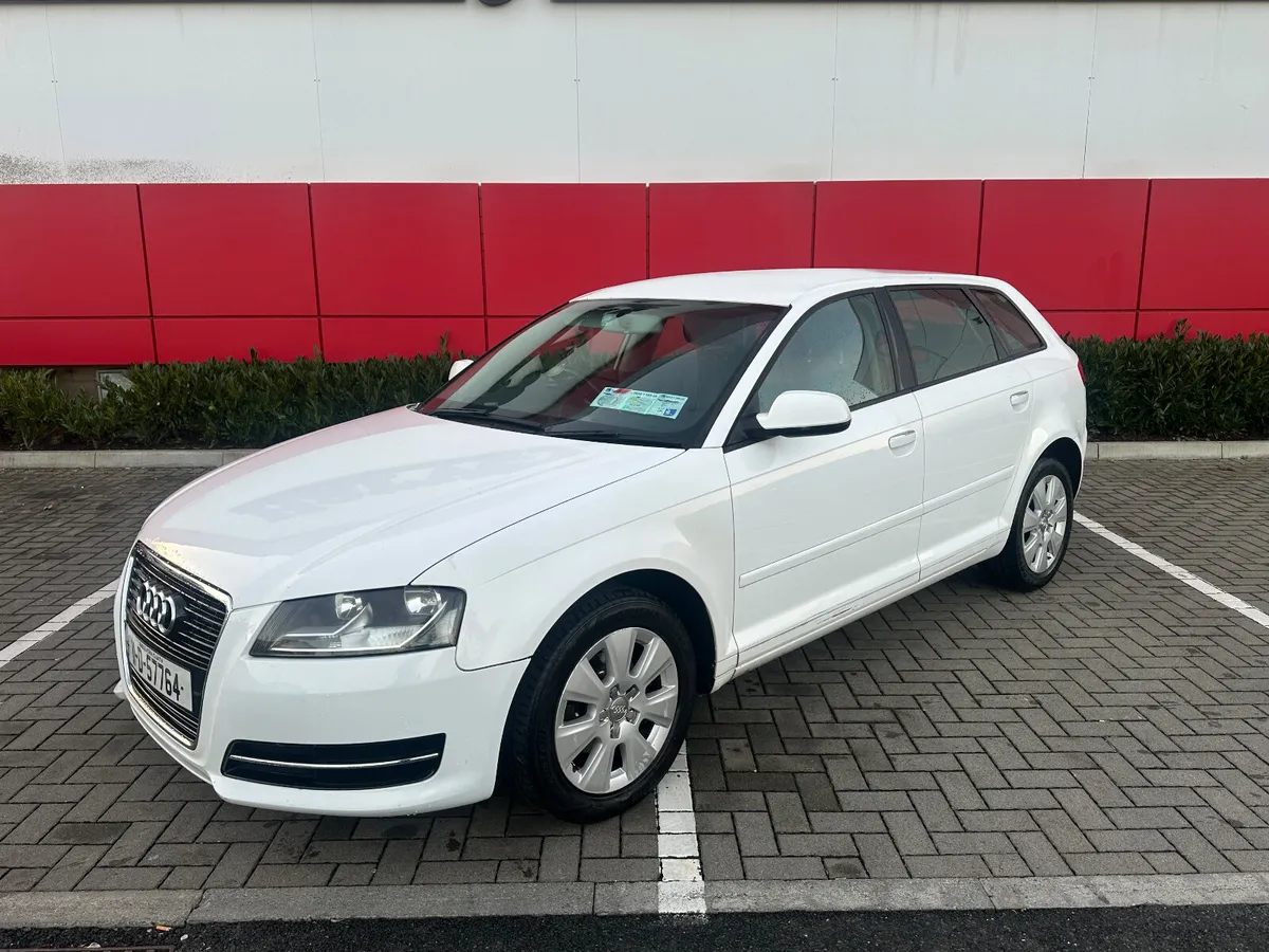 Audi A3 2011 1.6TDI MANUAL - Image 4