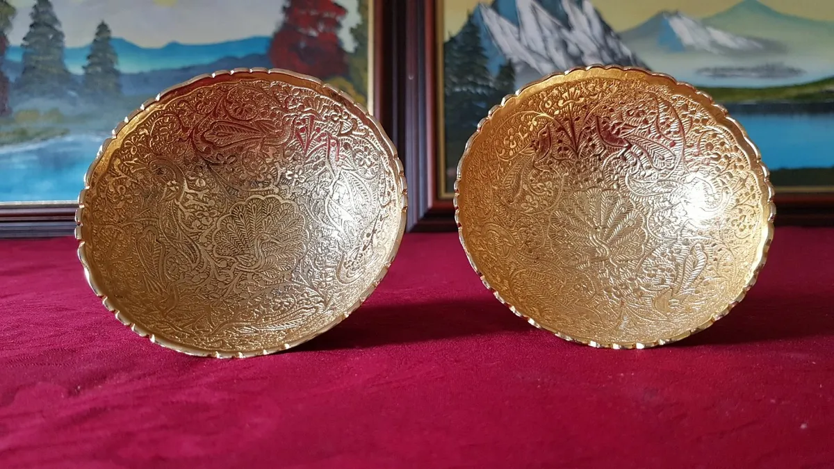 Ornate & Engraved Solid Brass Footed Bowls & Plate - Image 4