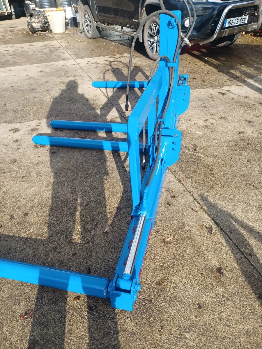 Bale handler - Image 2