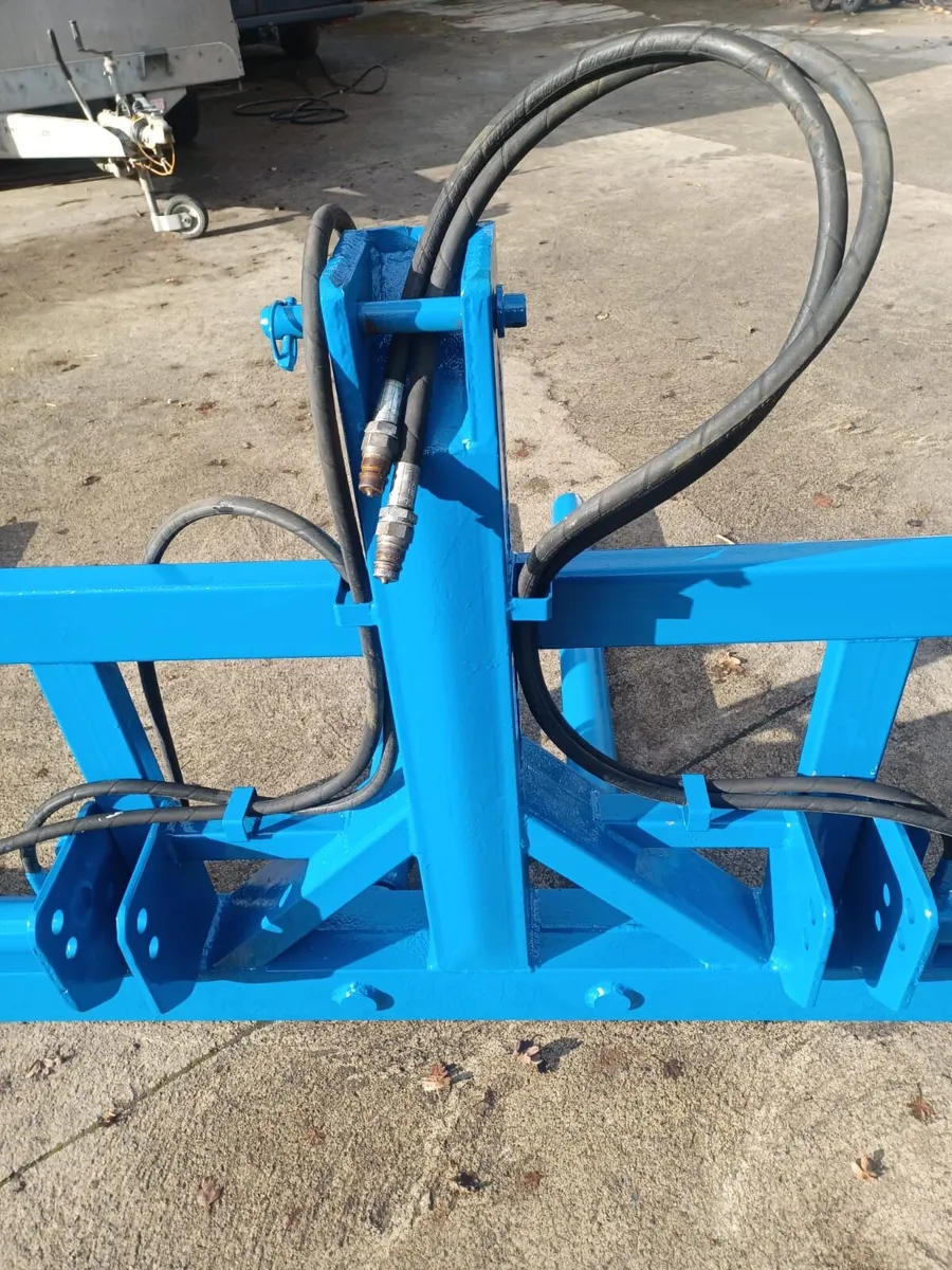 Bale handler - Image 3