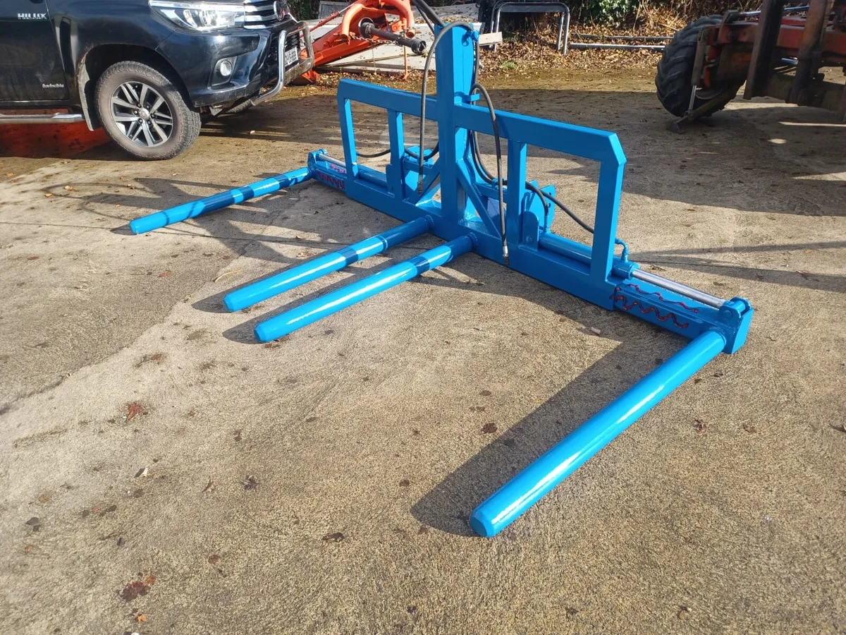 Bale handler - Image 1