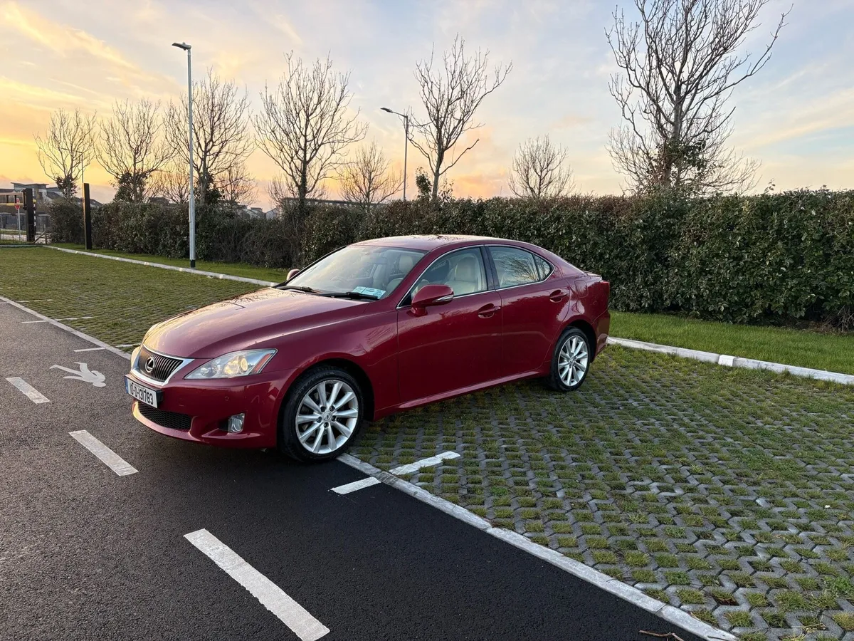 Lexus IS 220D with FSH in pics. - Image 4