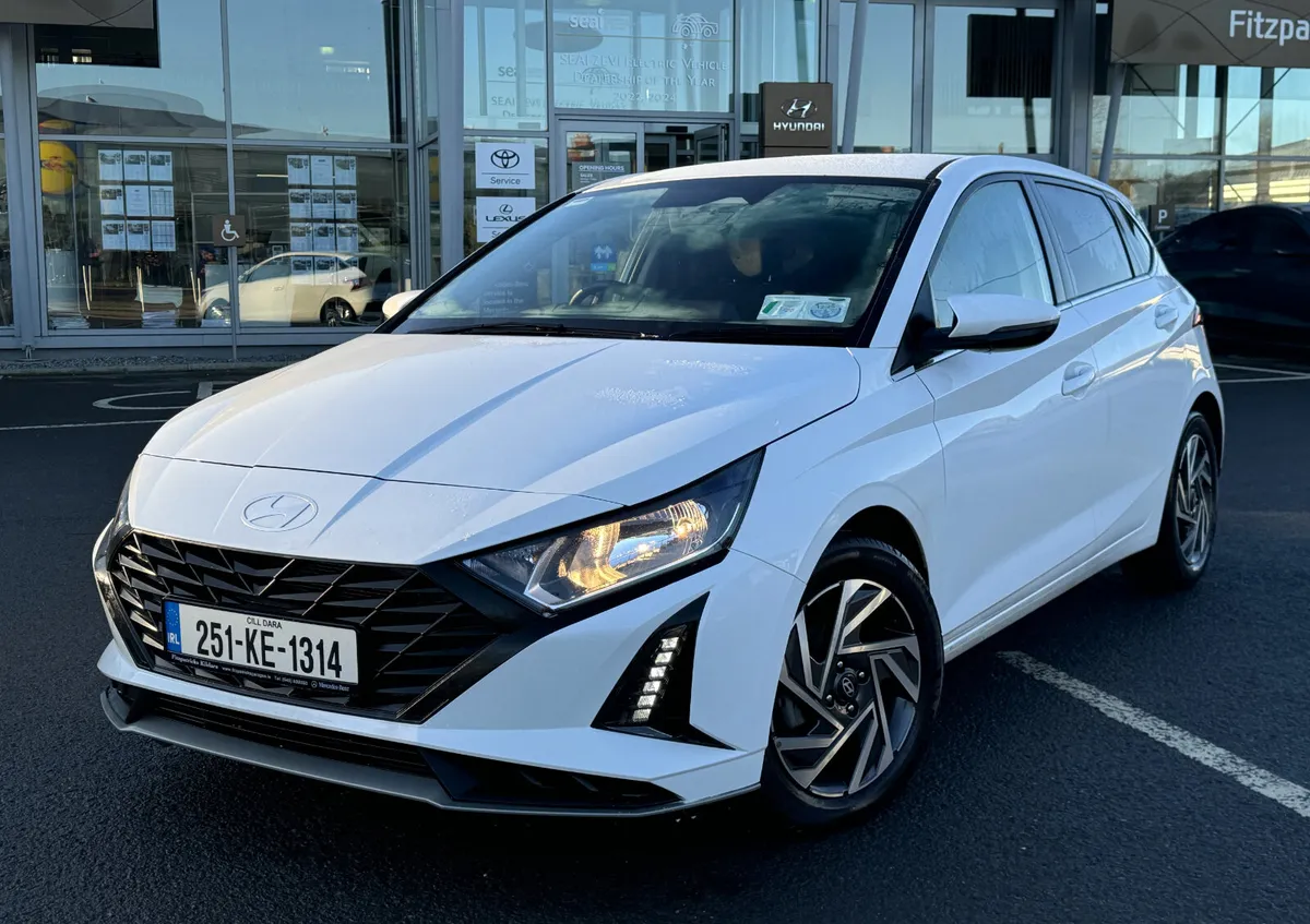 Hyundai i20 Deluxe Plus - 2025 - Image 1