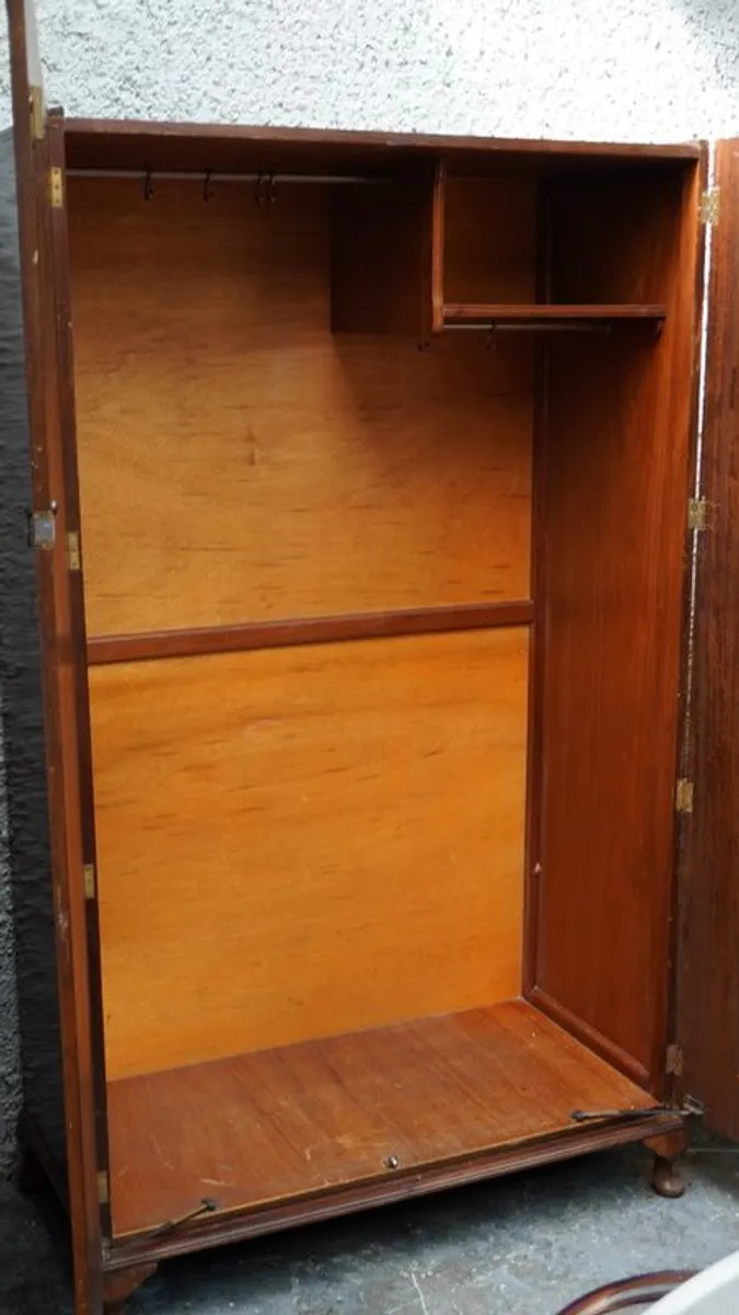 Vintage Wardrobe by Gillespie & Woodside Ltd - Image 4