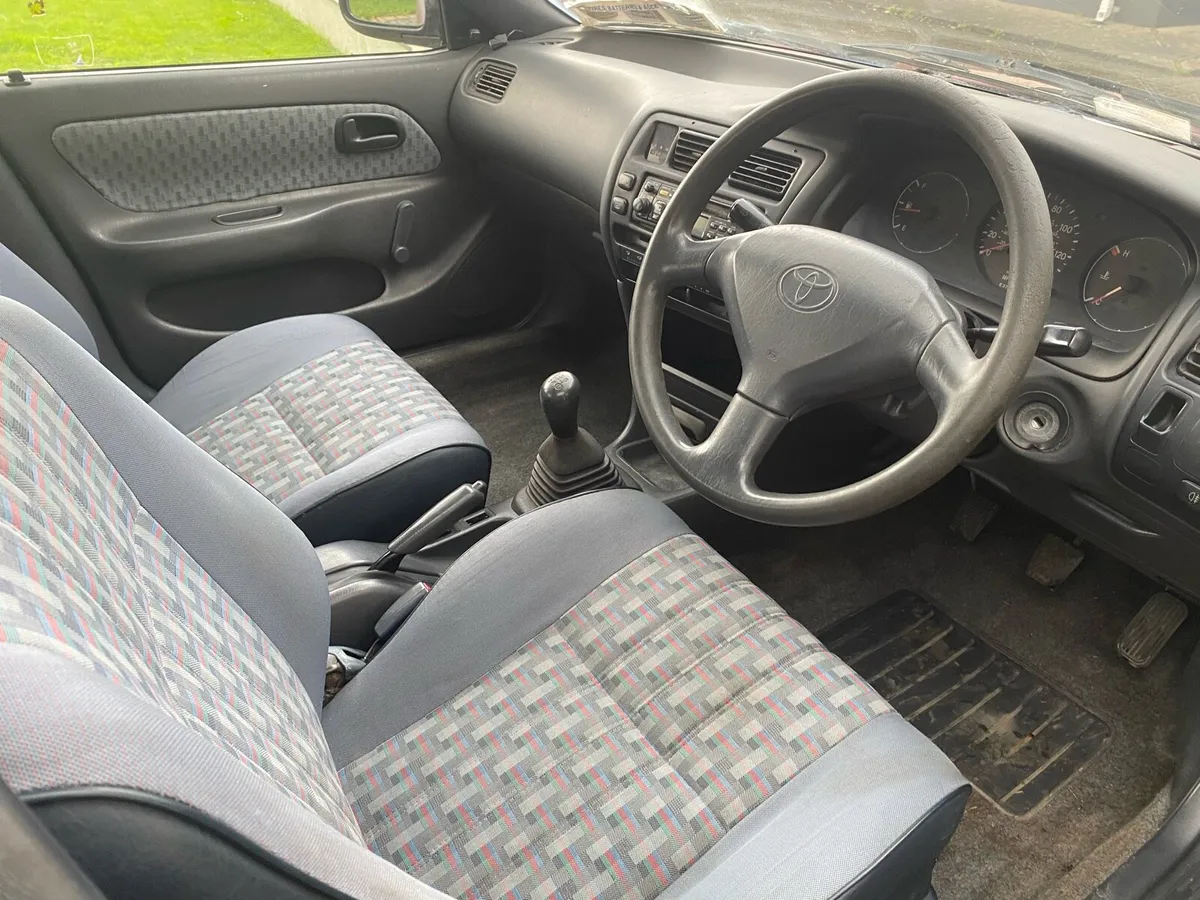 Corolla e10 saloon - Image 4