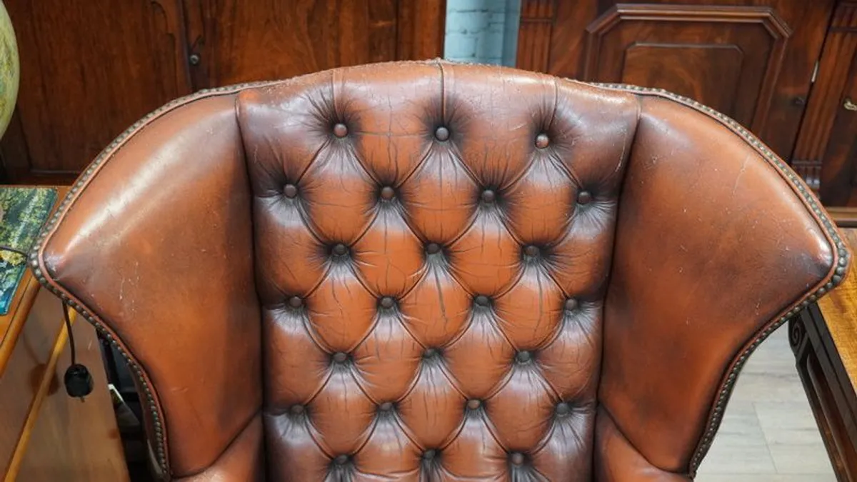 Vintage Leather Ladies Wingback Chair - Image 4