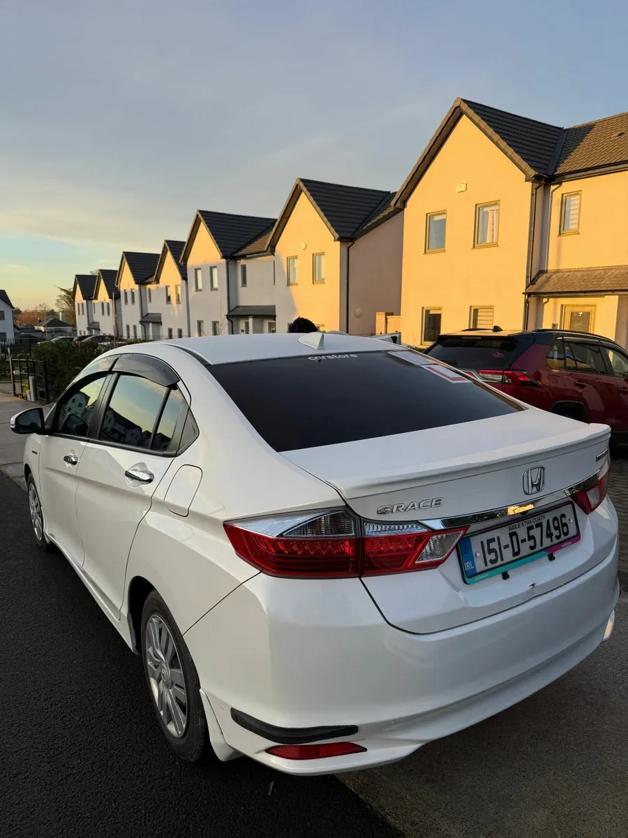 Honda Grace 2015 - Image 2
