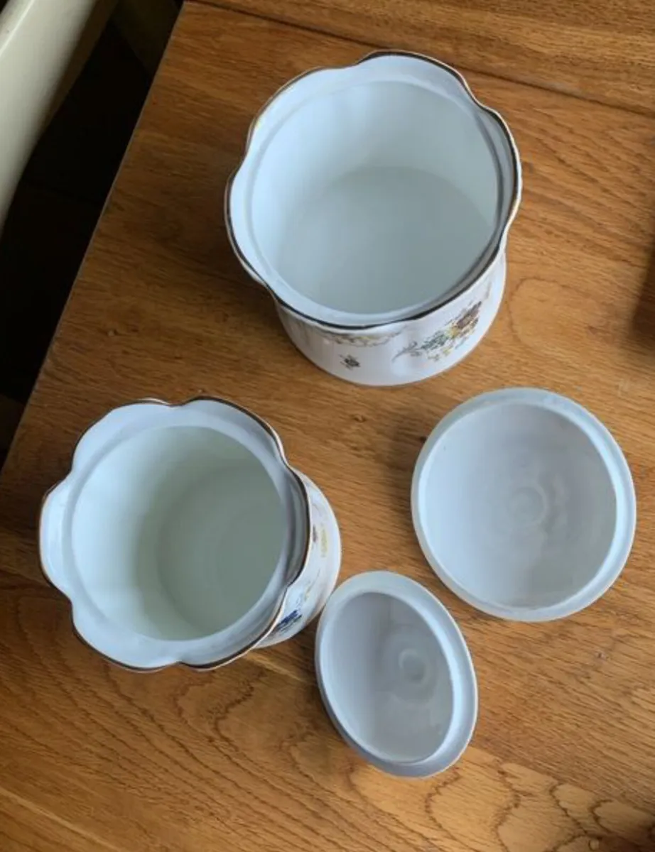 China - Royal China - Image 2