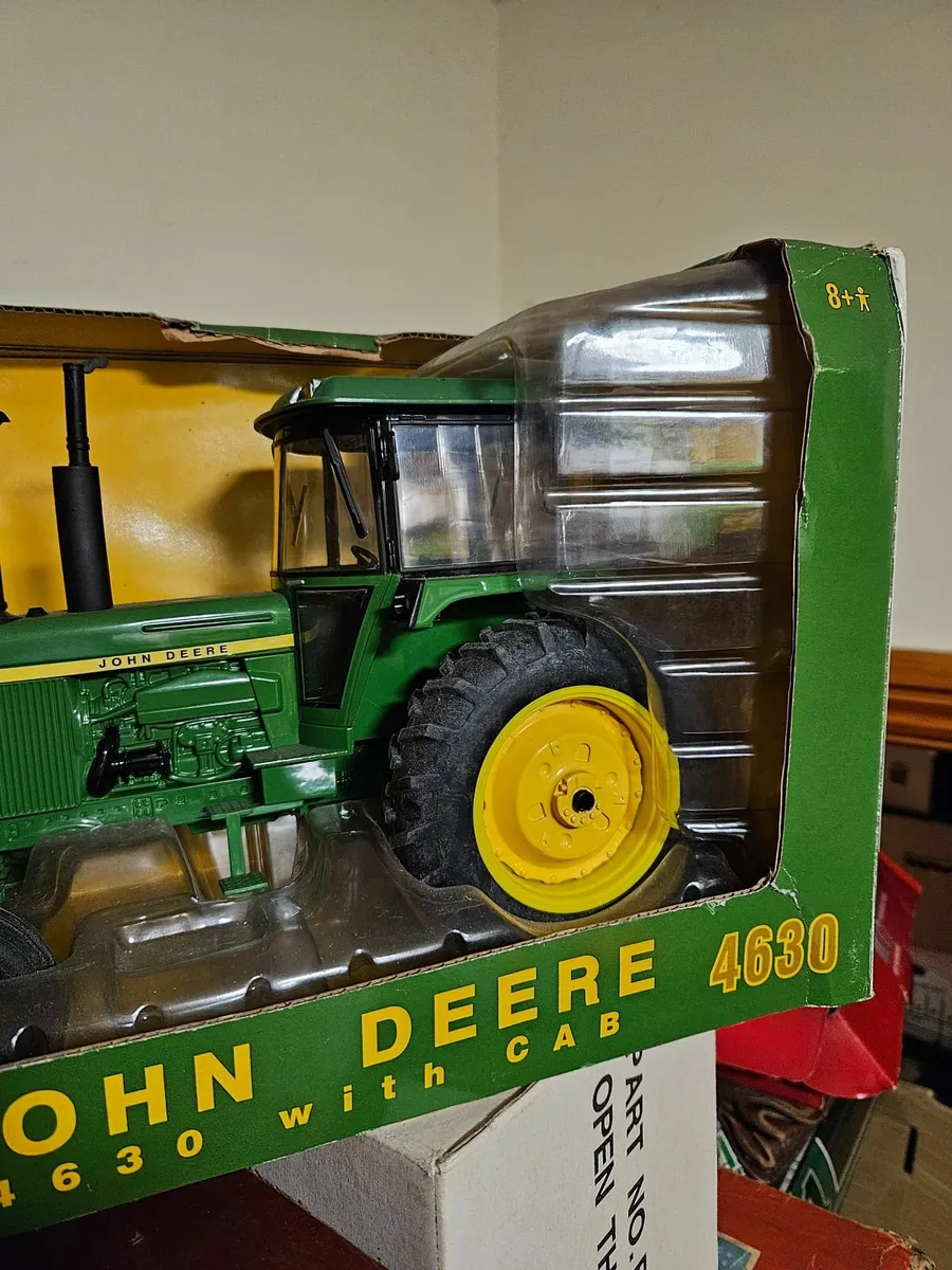 Britains ERTL John Deere 4630 1:16 Tractot - Image 4