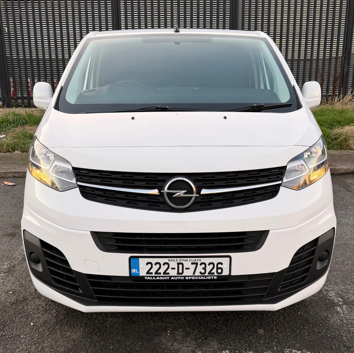 2022 Opel Vivaro Only 11,000Km LWB - Image 2