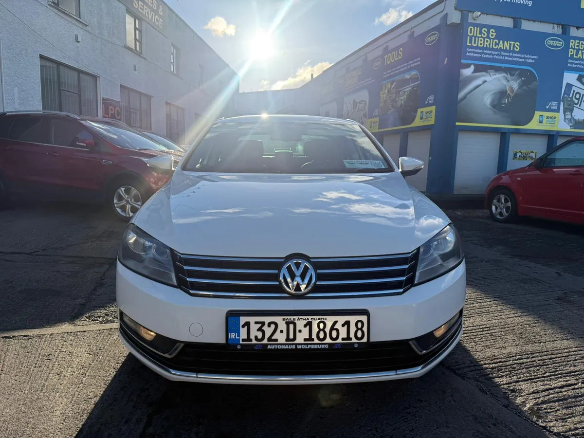 Volkswagen Passat 2013 - Image 3