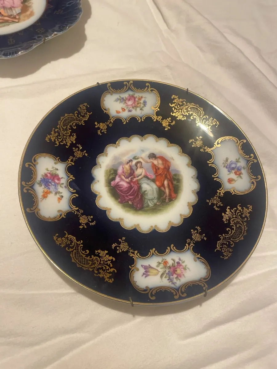 Collection of Three Ornate Porcelain Dishes - Image 2