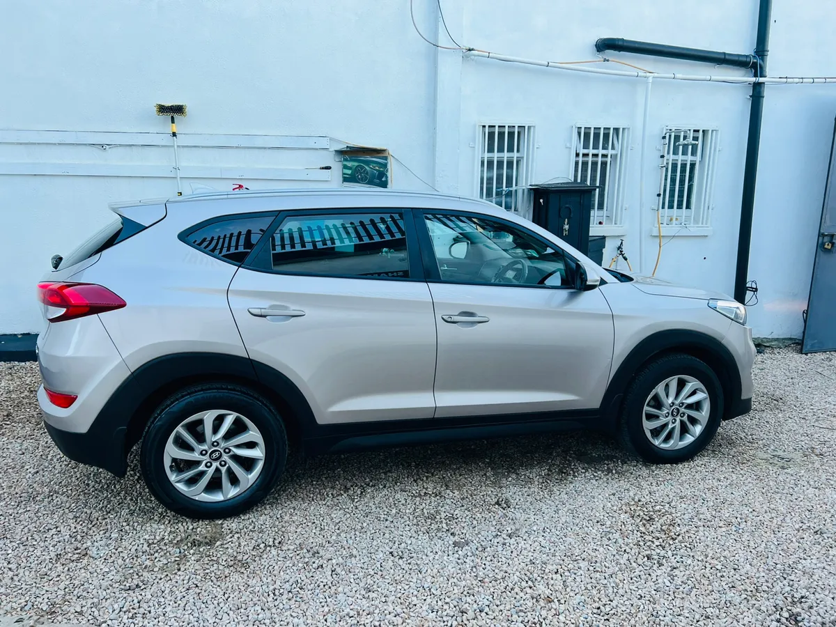 2016 Hyundai Tucson 1.7 Crdi Comfort - Image 2