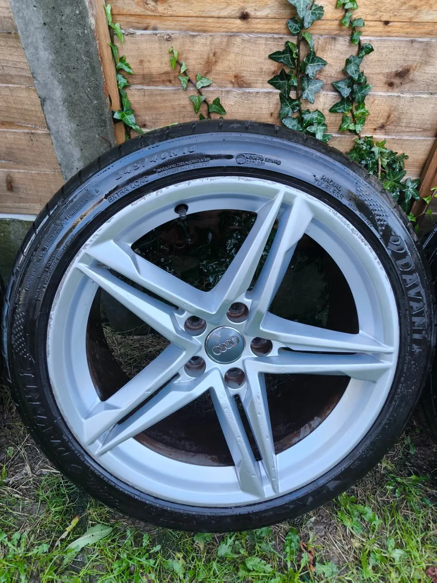 Audi A3 A4 A5 Genuine Wheels&Tyres 245/40/18 5x112 - Image 2