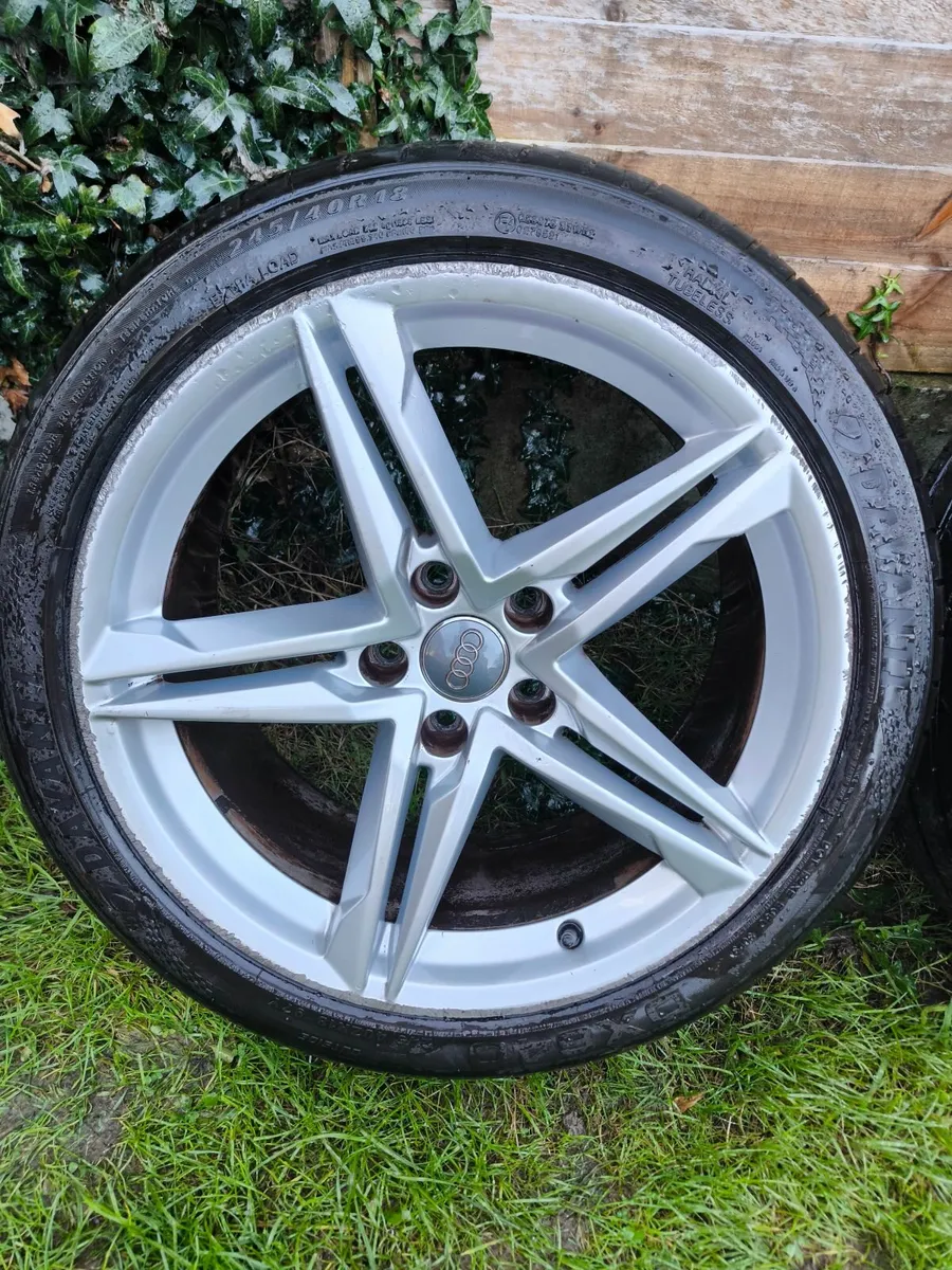 Audi A3 A4 A5 Genuine Wheels&Tyres 245/40/18 5x112 - Image 4
