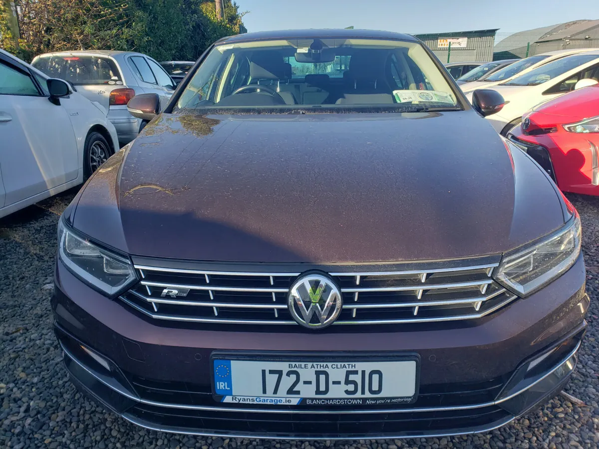 Volkswagen Passat 2017 - Image 2