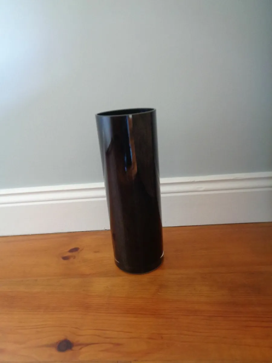 Black Glass Vase for Sale - Image 1