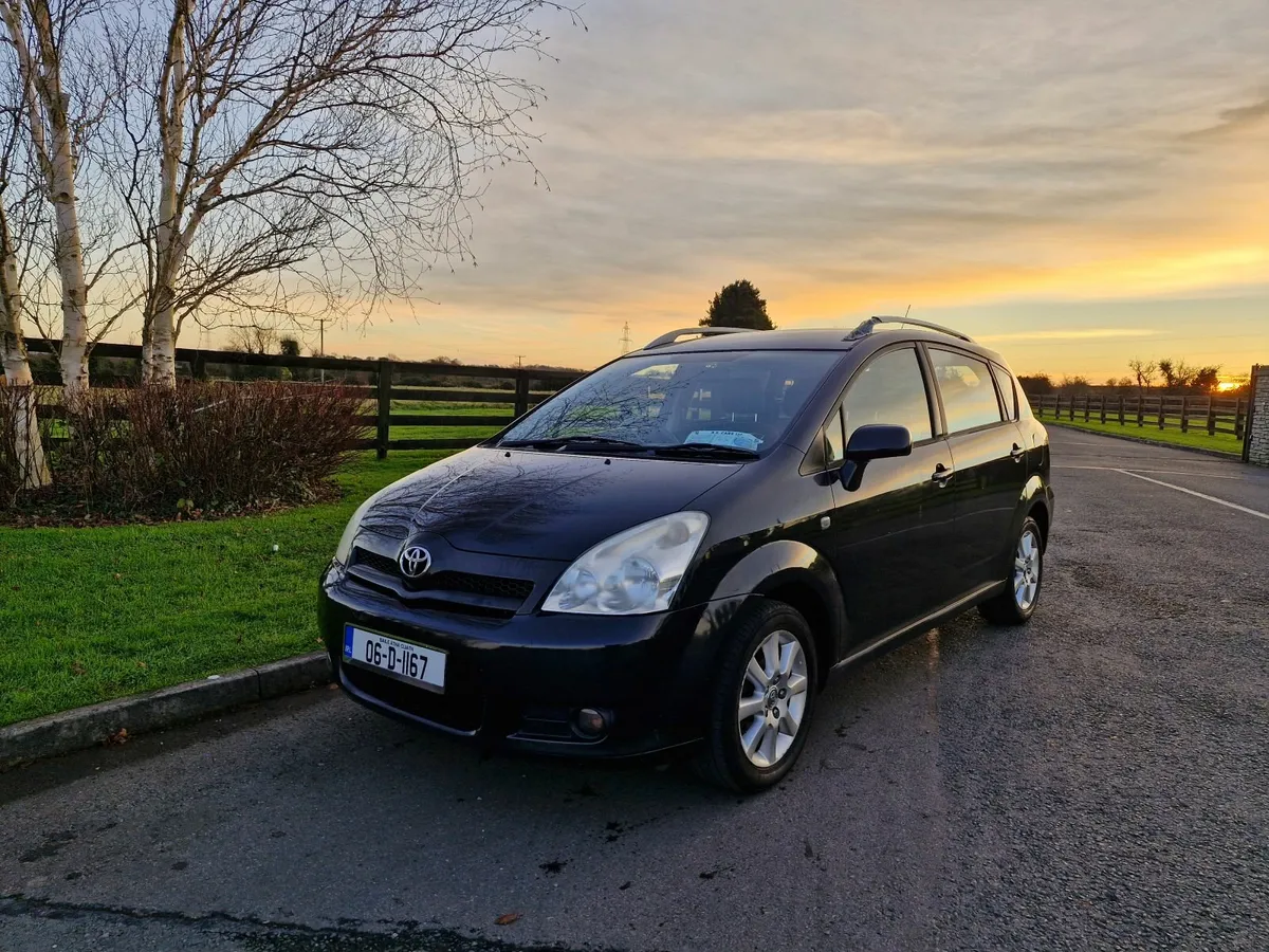 Toyota Corolla 7 Seater (NCT AND TAXED)!!! - Image 2