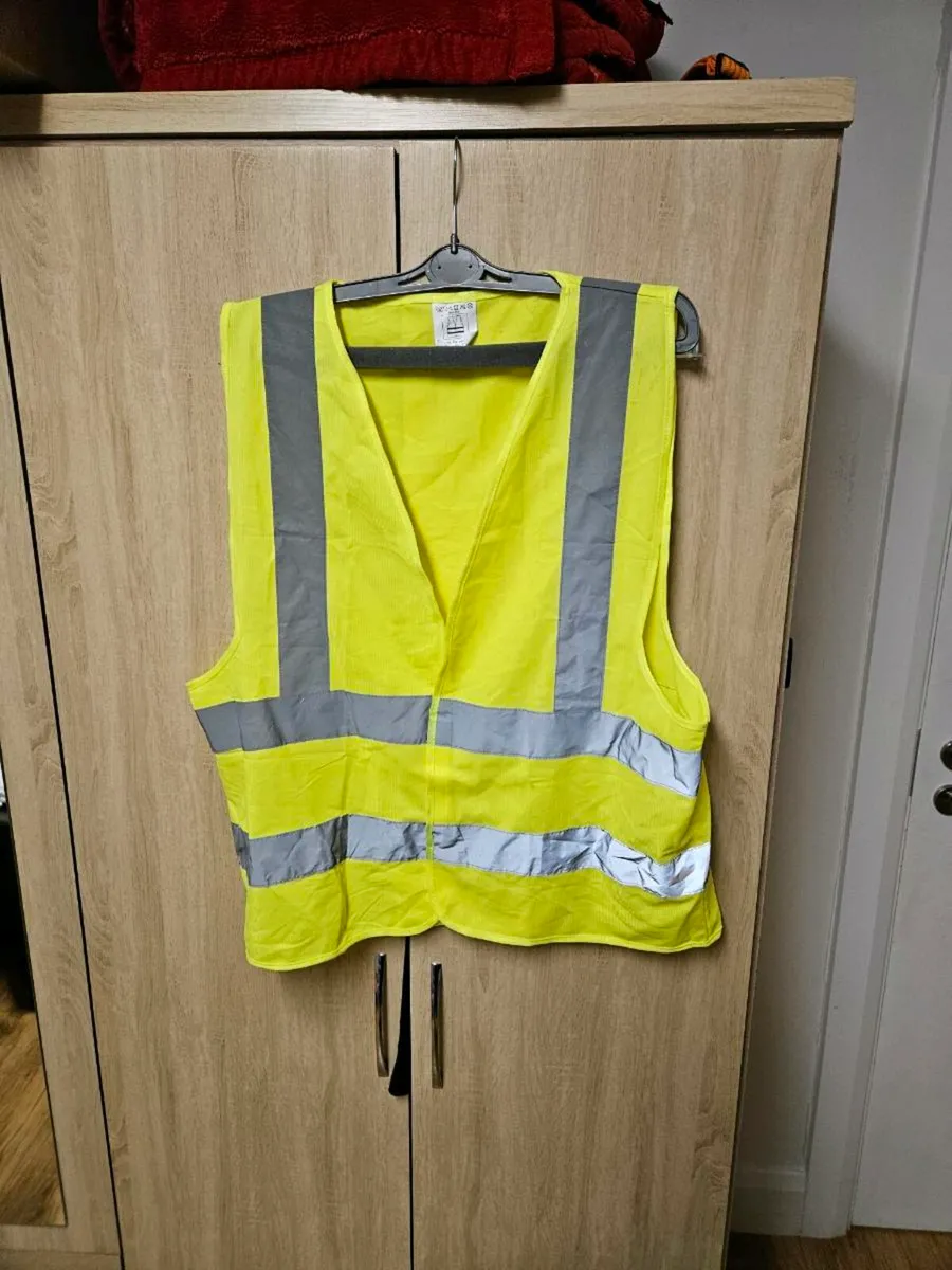 HV  vest security top the biggest territory and se - Image 4