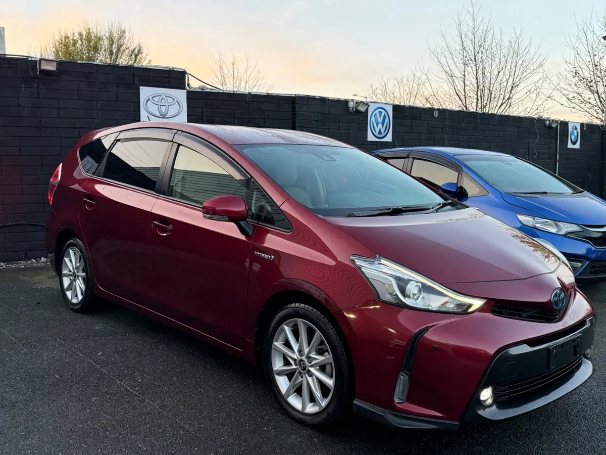 2019/11 Toyota Prius Alpha 192 - Image 1