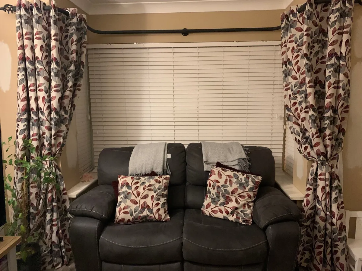 Curtains - Image 1