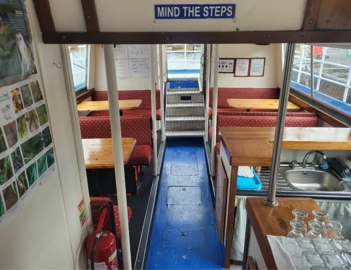 PASSENGER BOAT - Image 1