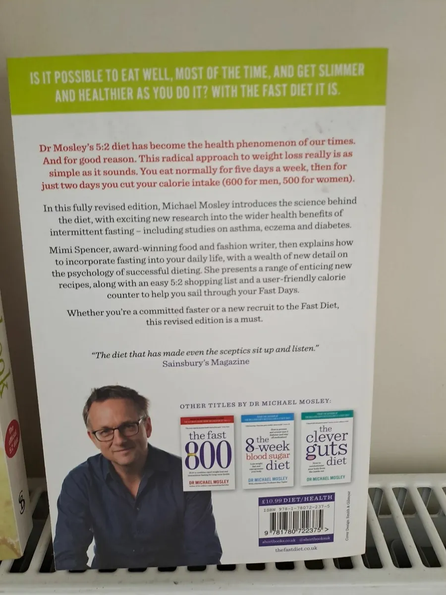 The Fast Diet and 800 book and recipes - Image 3