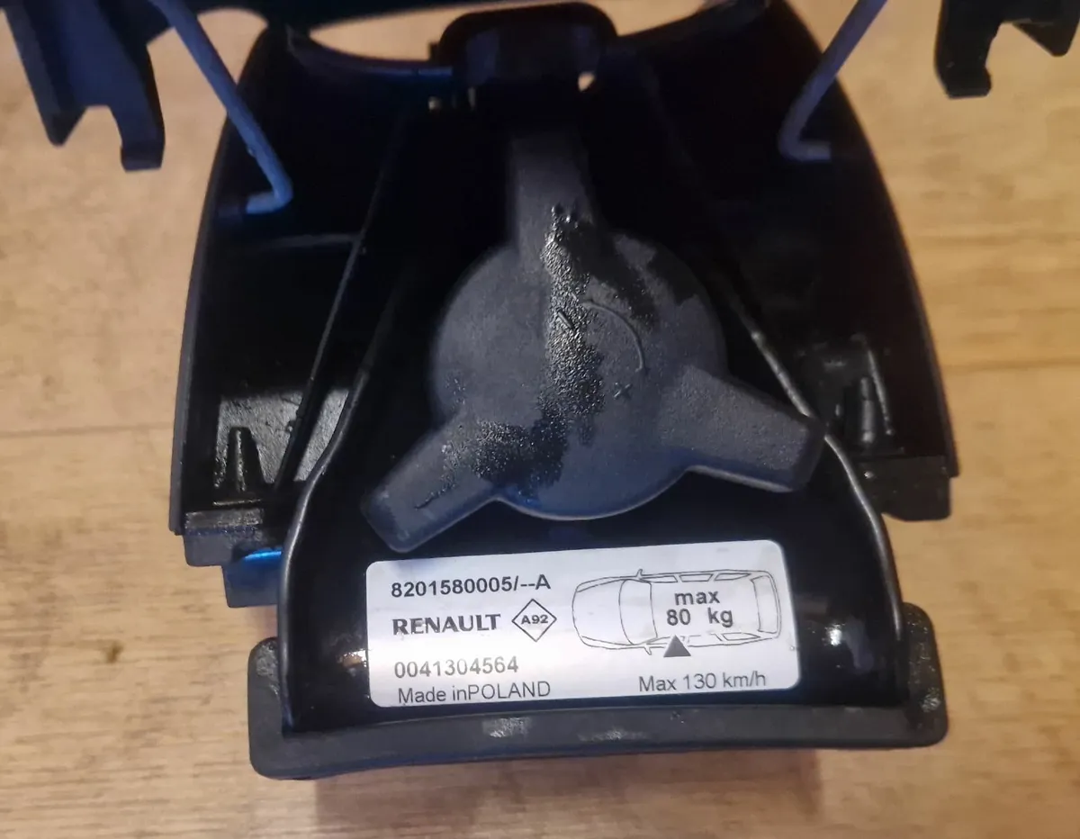 Renault Megane Roof Rack / Cross Bars Genuine OEM - Image 3
