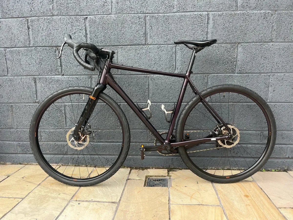 Gravel bike - Image 2