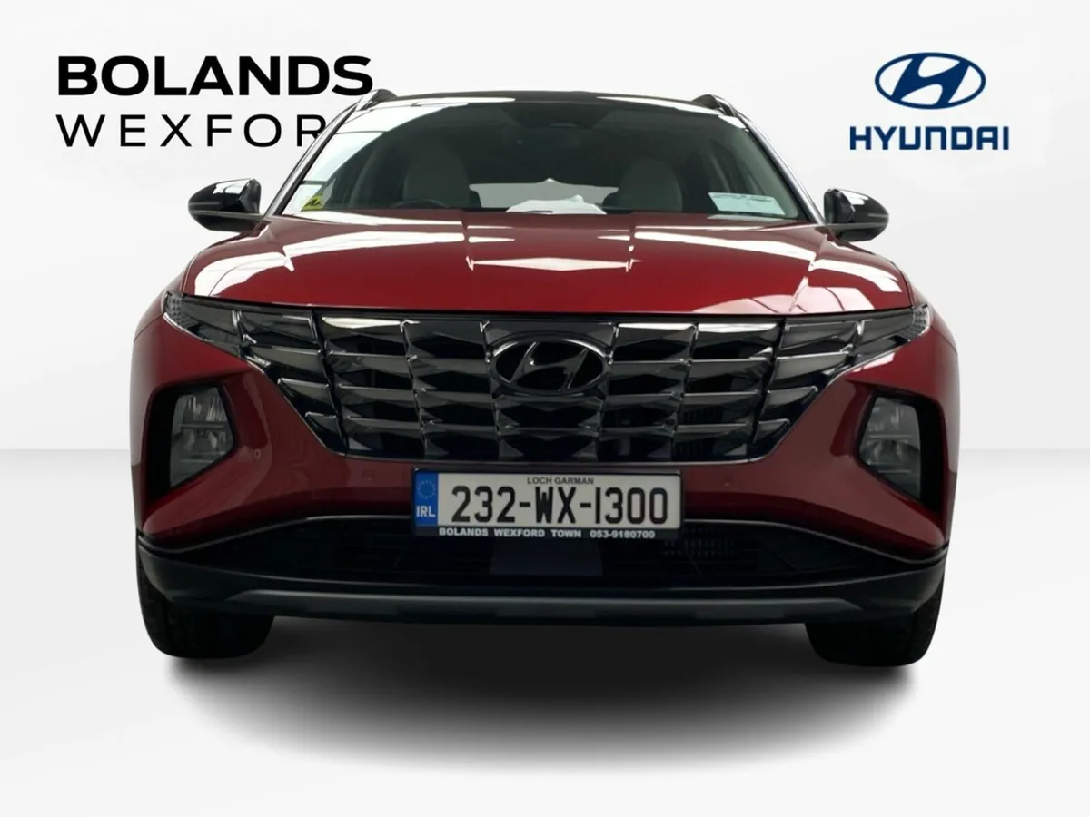 Hyundai Tucson 2WD Executive Plus w 2 Tone Roof - Image 3