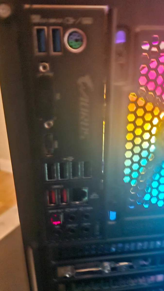 Gaming PC AMD Ryzen 3- Radion RX 560 Series - Image 4