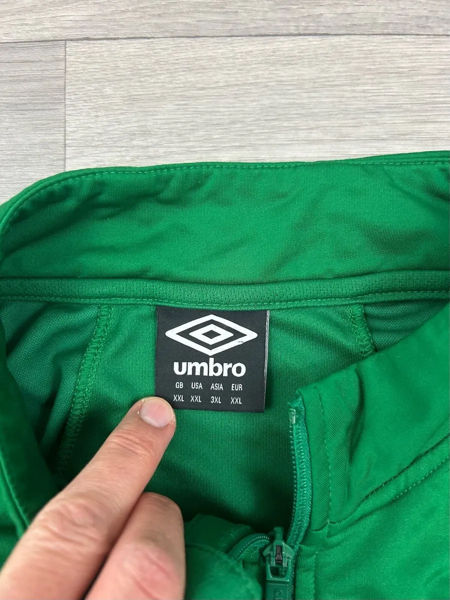 Umbro Ireland Football Half Zip Top Jumper XXL - Image 4