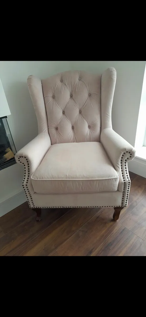 Queen Ann Arm Chair