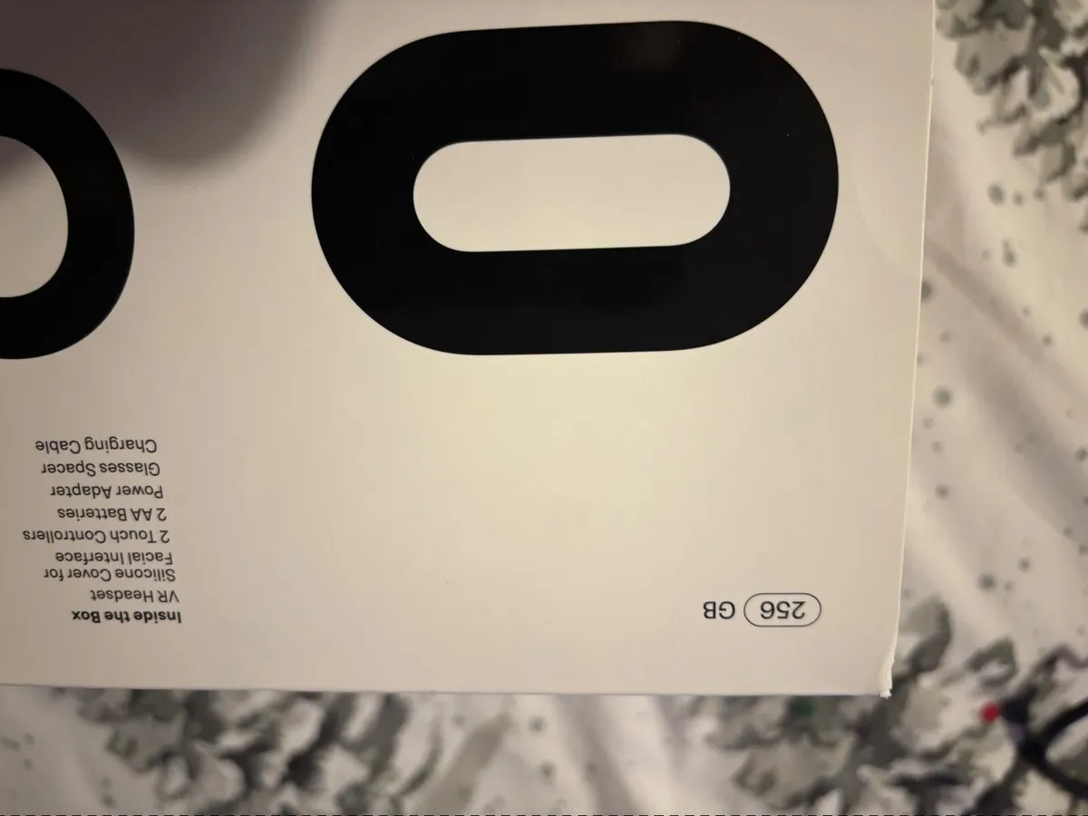 Oculus quest 2 - Image 2