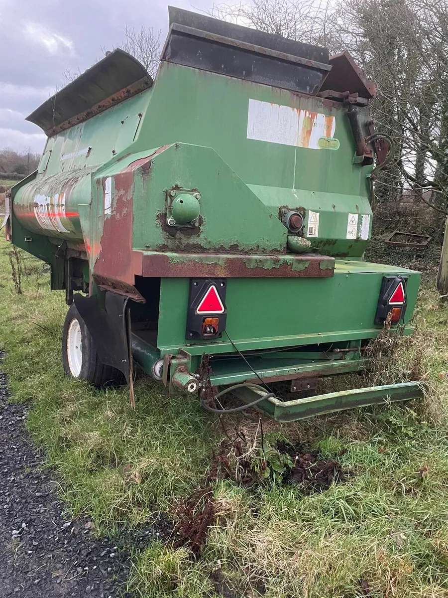 Keenan Klassik 100 Diet Feeder - Image 3