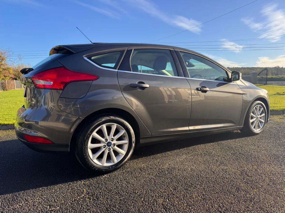 2017 Ford Focus Titanium - Image 2