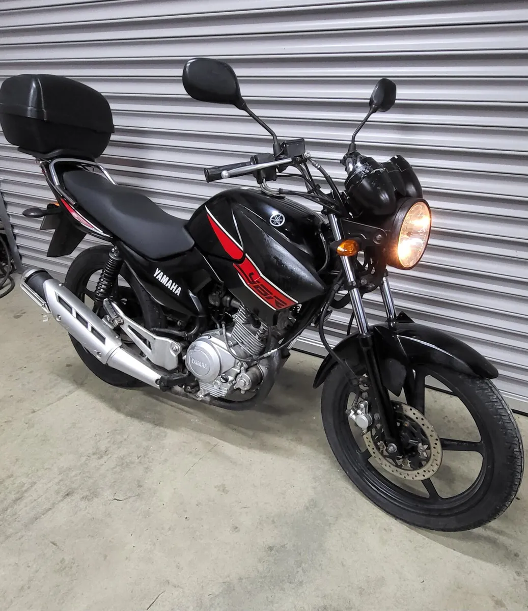 Yamaha YBR125 132 - 2013 - Image 3