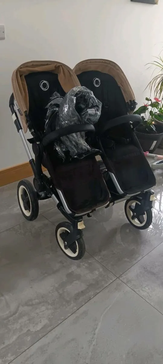 Bugaboo Double buggy - Image 1