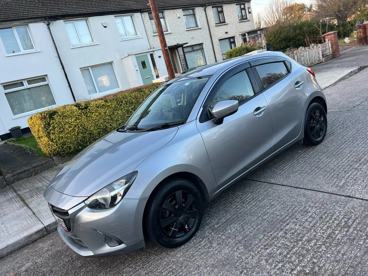 2016 Mazda Demio 1.3 Automatic - Image 3